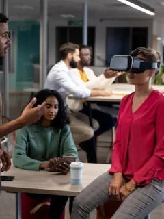 Virtual and Augmented Reality in US Education: Latest Trends - Cover Image