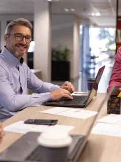 The Impact of New Tax Laws on US Small Businesses: A 2025 Guide - Cover Image