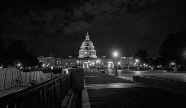 Government Shutdown: Impact on Federal Employees & Services